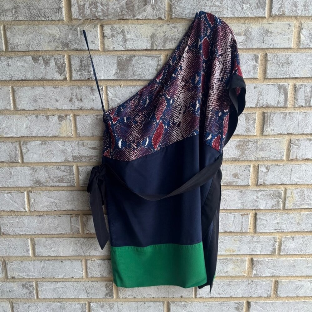 Diane von Furstenberg 100% Silk Wrap One Shoulder Blouse Women's Size S